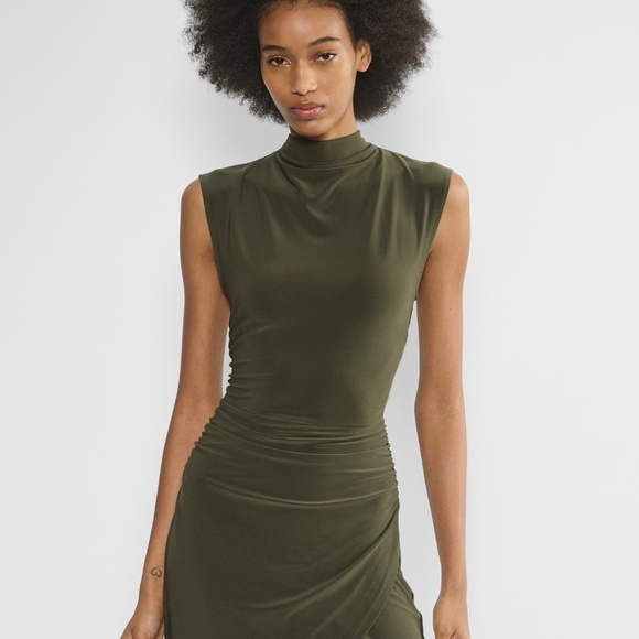 Smooth Matter™ Boulevard Dress - Picture 4 of 9